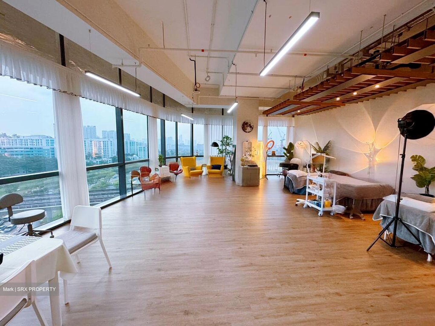 Woods Square (D25), Office #451345211